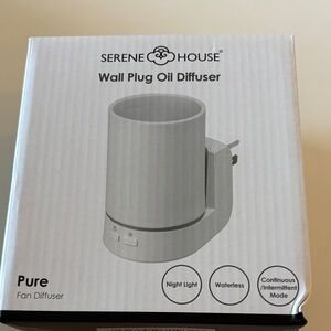 White Wall Plug Oil Diffuser